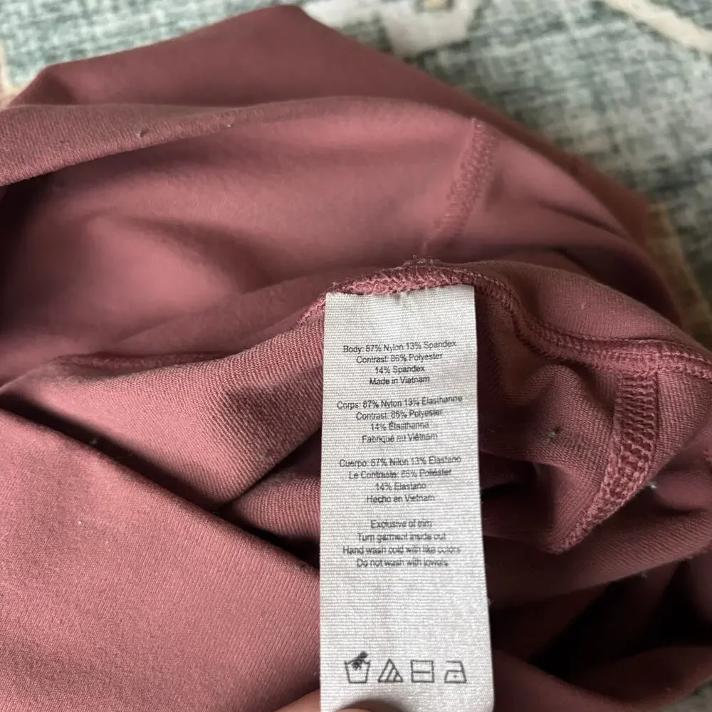 Alo Ultimate High Waist Interlace Mesh Leggings in Rosewood Pink Size XS/S?